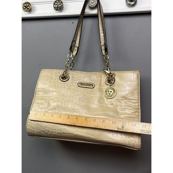 Anne Klein Coast Is Clear Purse Shoulderbag Tote Handbag Tan Cream Gold Chain - Picture 3 of 12